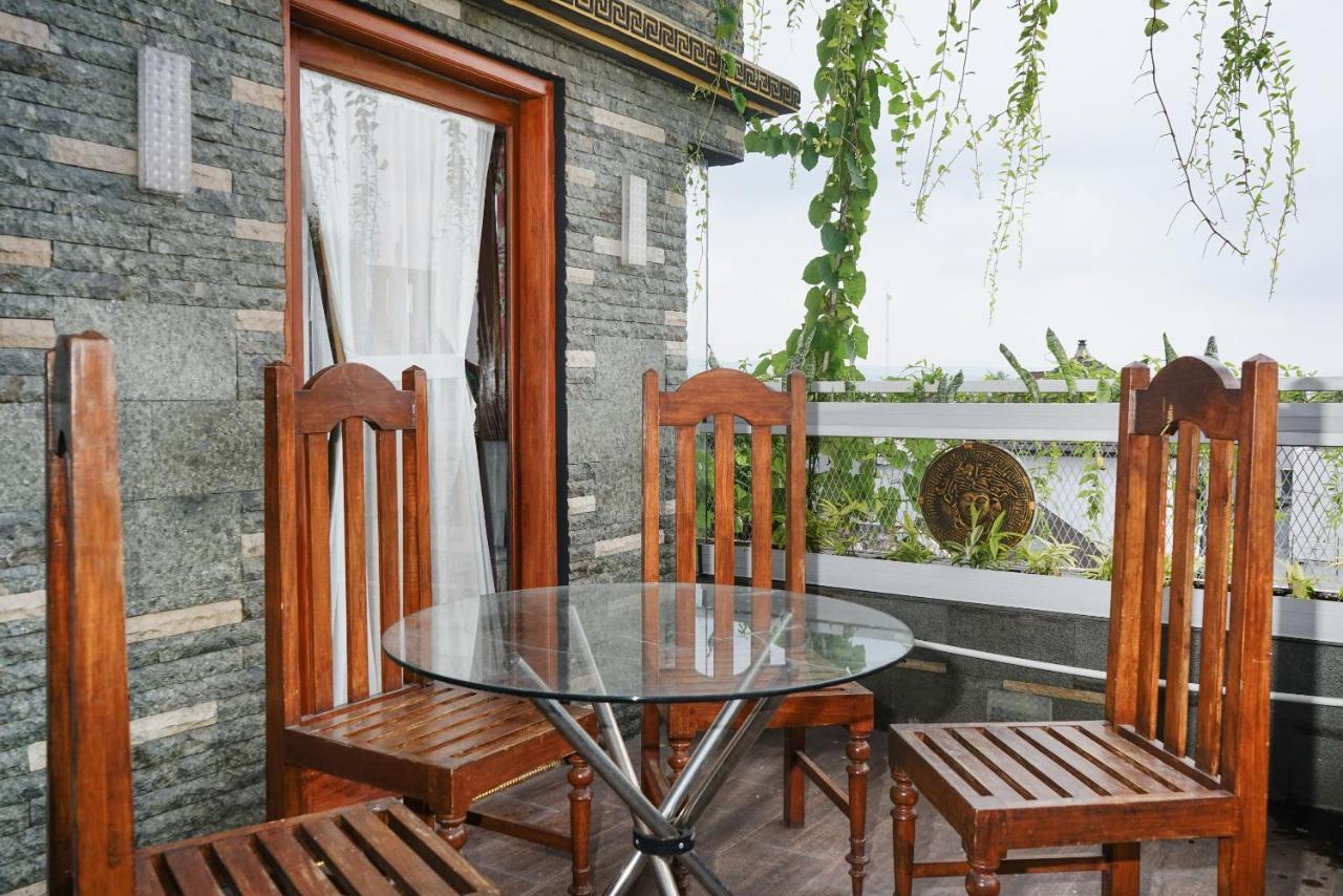 Super Oyo 444 Rafitha Homestay Baturetno Extérieur photo